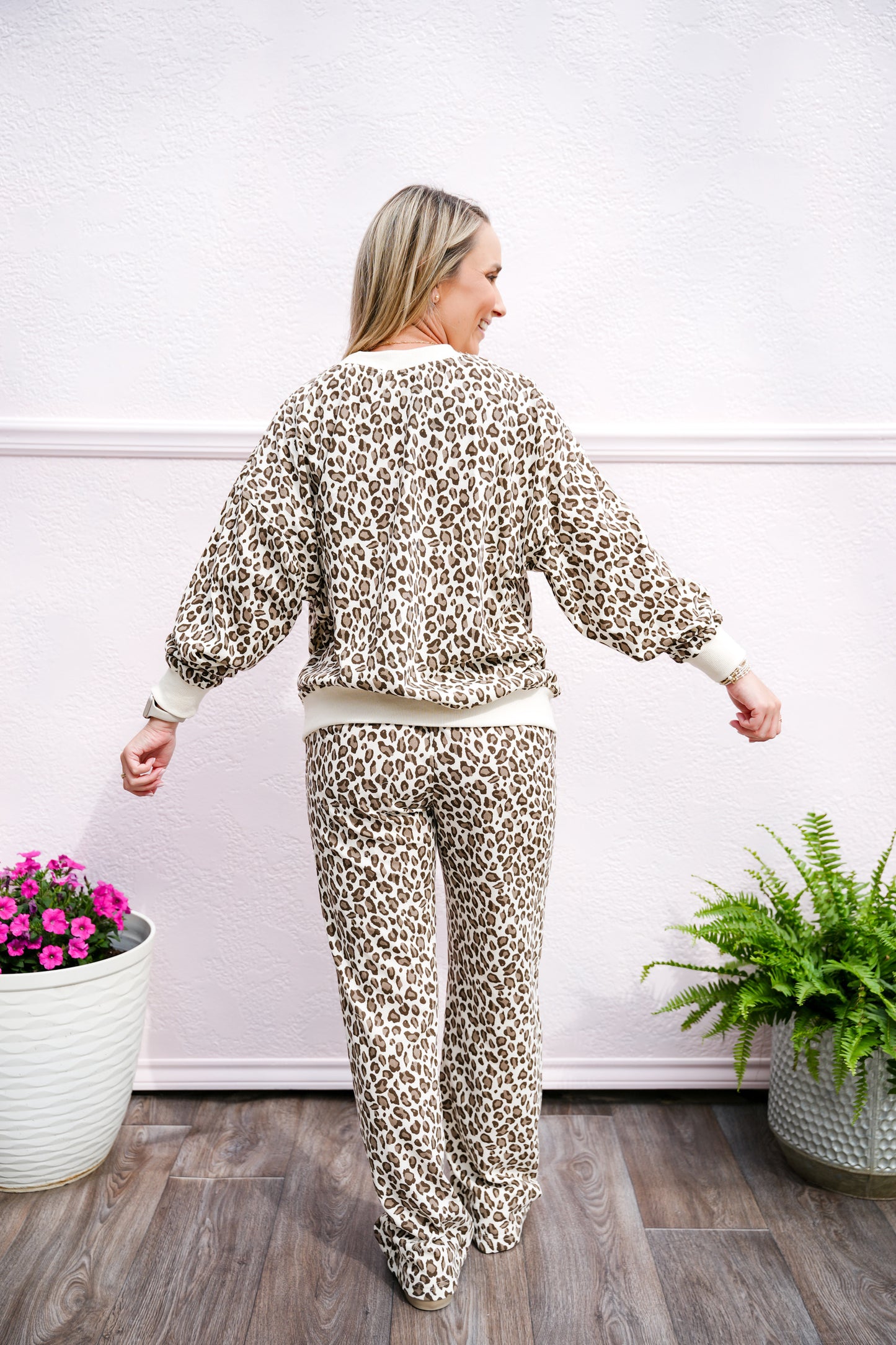 Brown Leopard Sweatshirt & Pant Set - Southern Belle Boutique