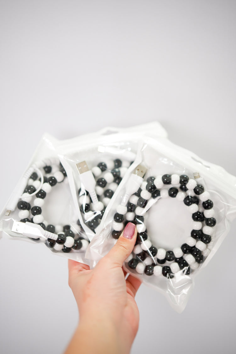 Dual Cable Beaded Charger-Black/White