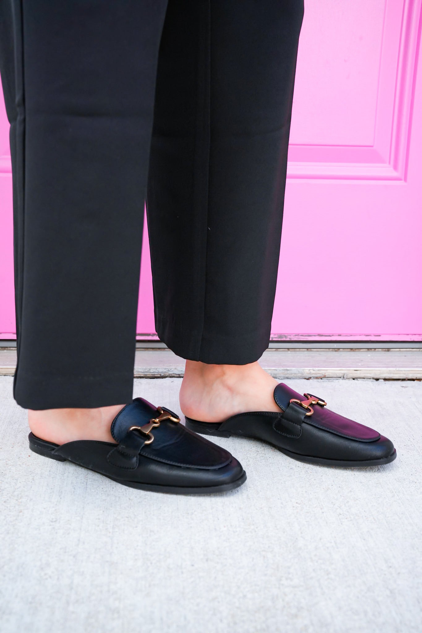 Eileen Black Mule Slide - Southern Belle Boutique
