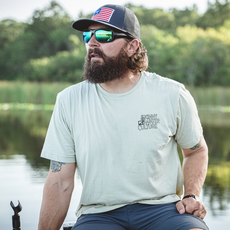 Featherline Bog Hog Tee - Southern Belle Boutique