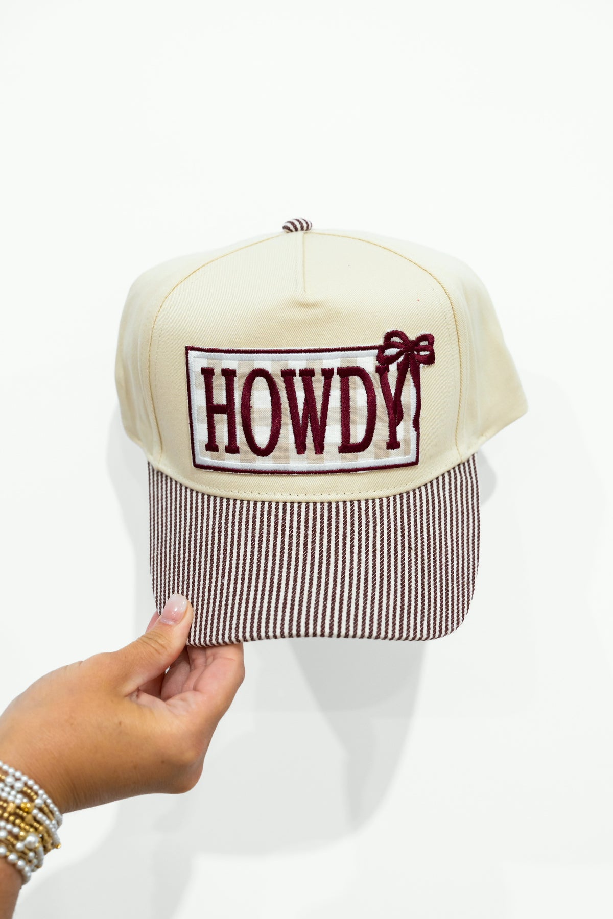 Howdy Bow Trucker Hat - Maroon