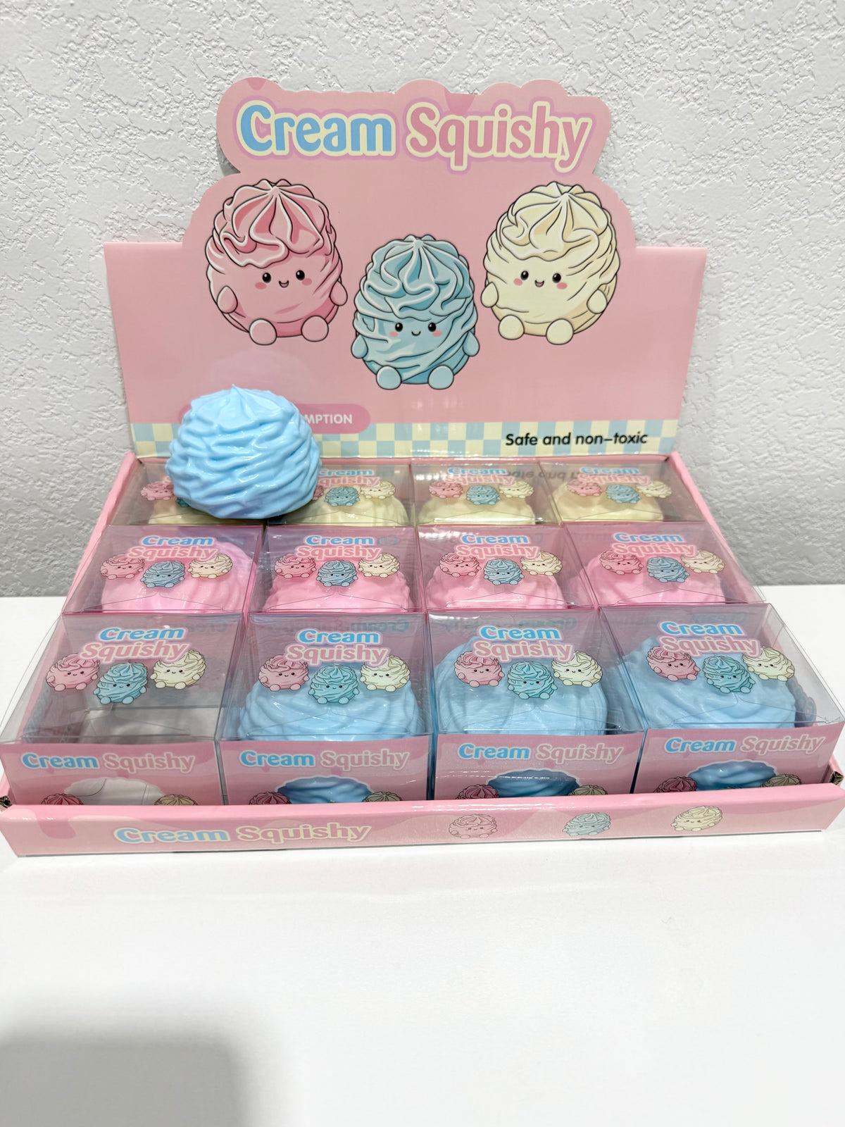 Squishy Cream Roll -