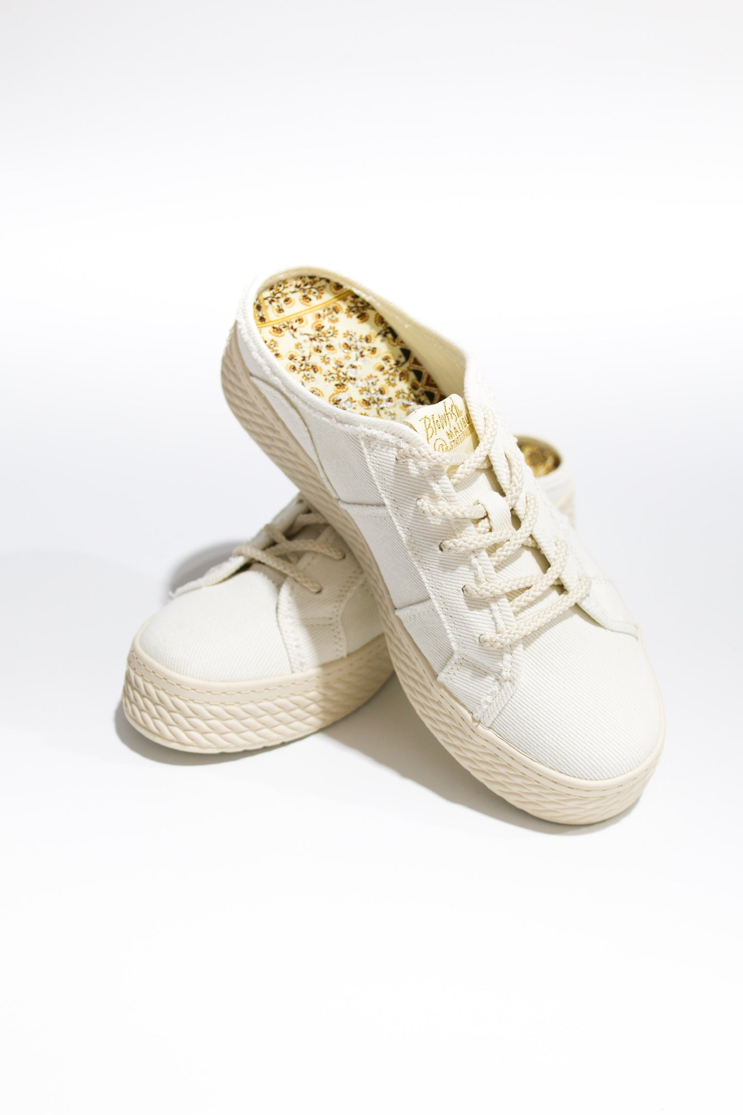 Super Slide White Mule