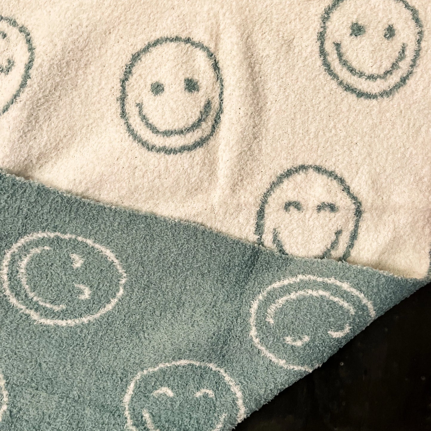 Smile Blankets - Southern Belle Boutique
