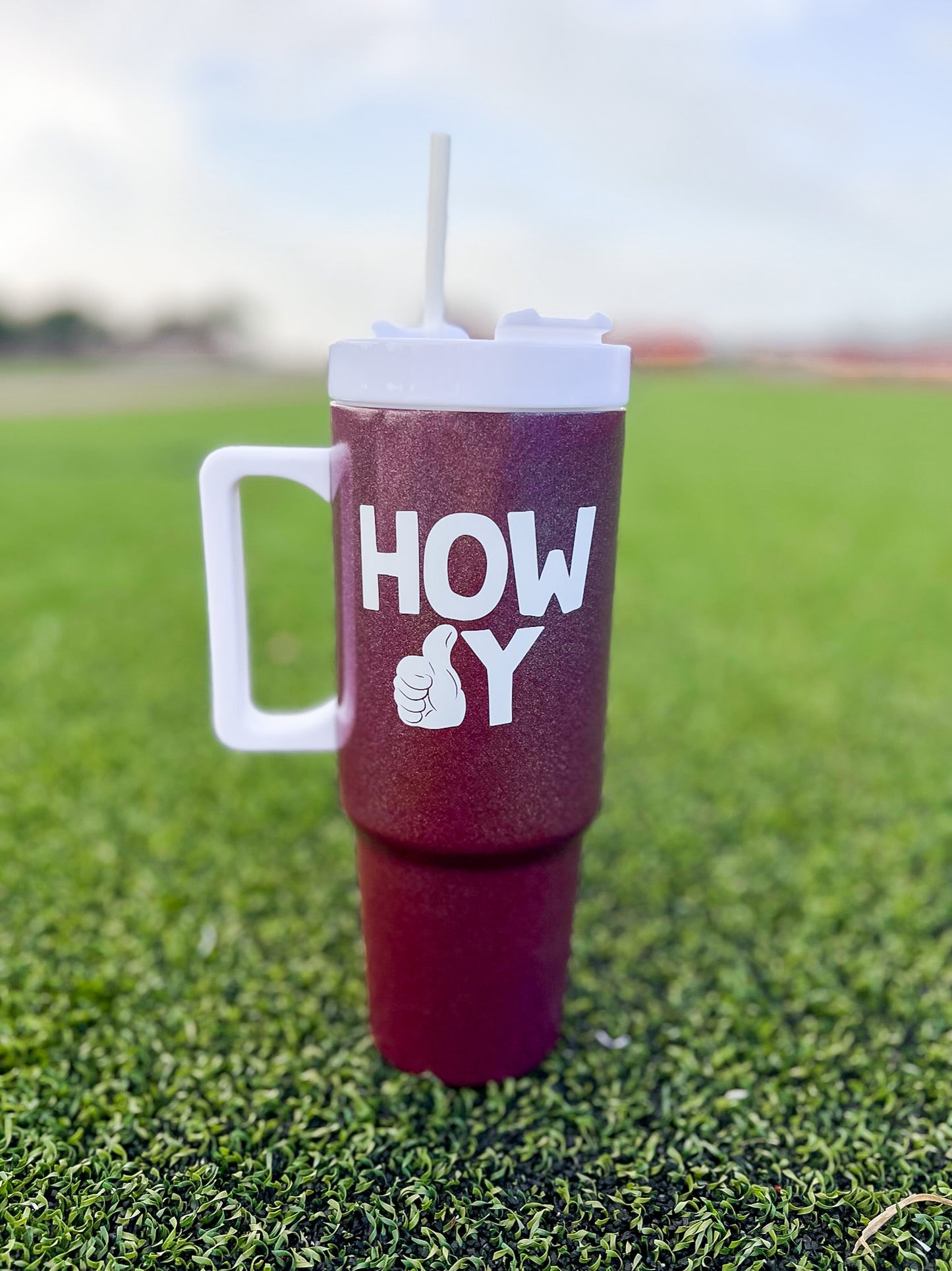 Howdy Maroon Tumbler Glitter - Southern Belle Boutique