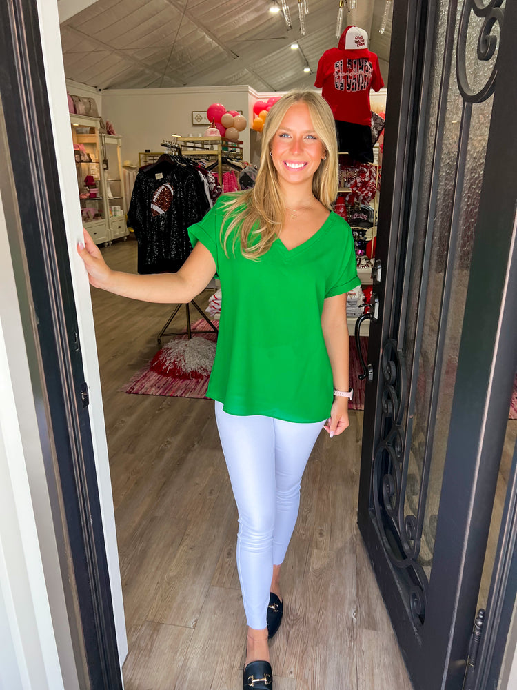 Kelly Green Basic Top - Southern Belle Boutique
