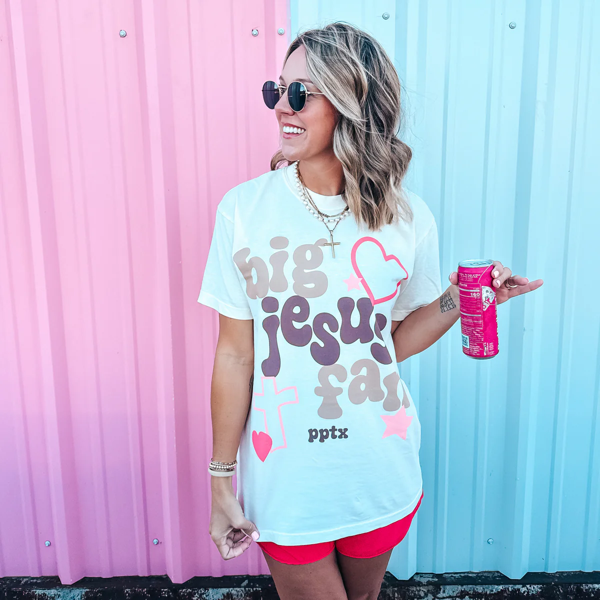 Big Jesus Fan Tee - Southern Belle Boutique