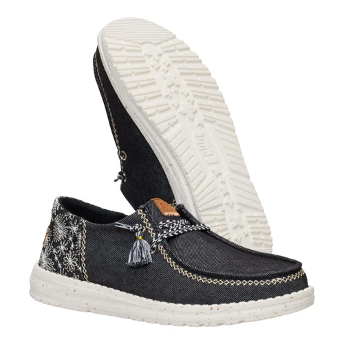 Wendy Funk Embroidered - Floral Black - Southern Belle Boutique