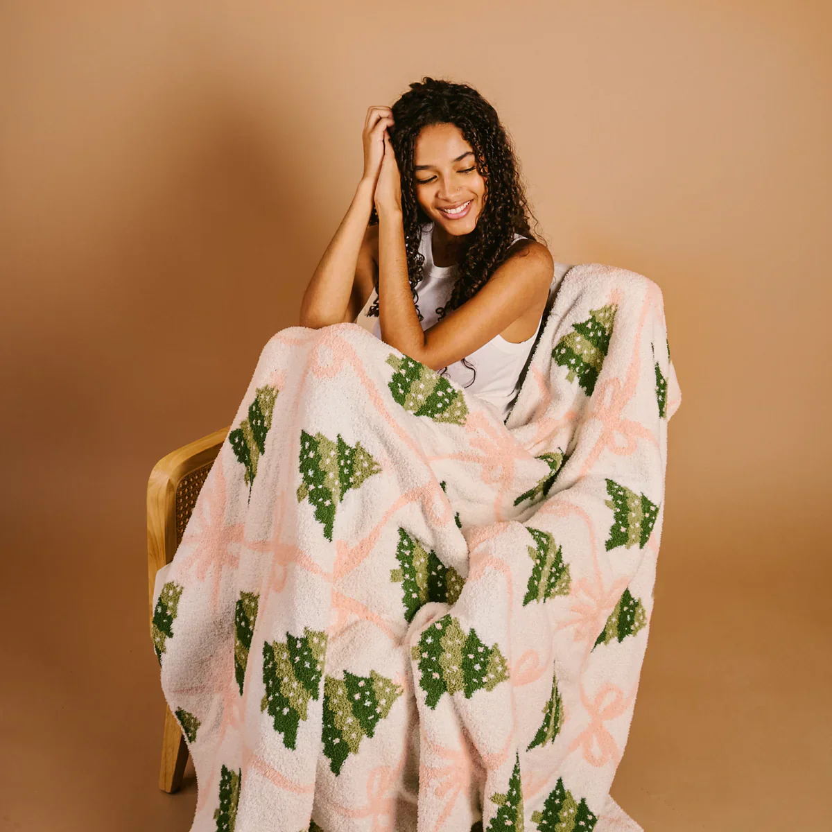 Cozy Dreams Luxe Blanket-Twinkling Trees - Southern Belle Boutique