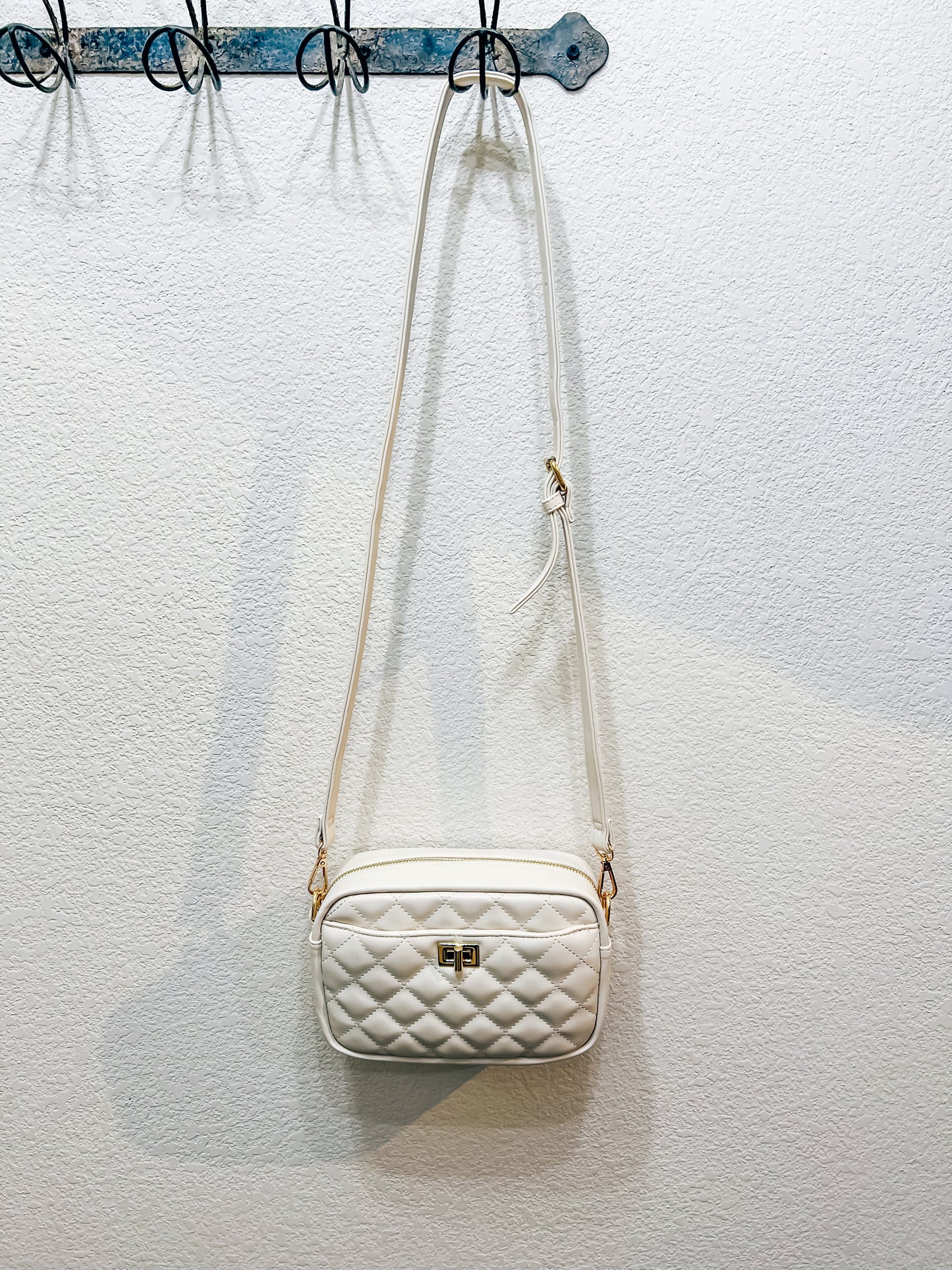 Quilted Crossbody - Southern Belle Boutique