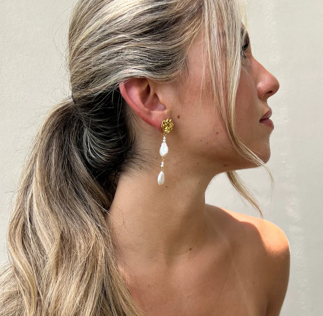 Evelyn Pearl Drop Earrings - Southern Belle Boutique