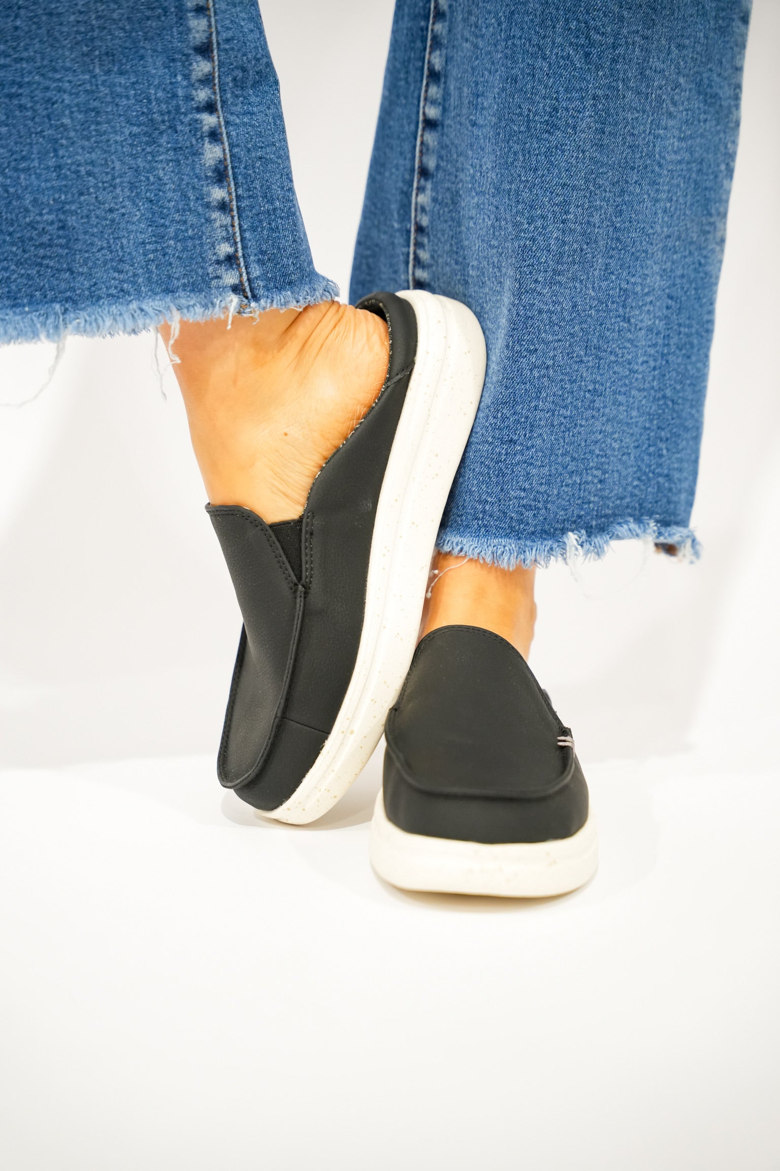 Aspen Slip Classic - Black - Southern Belle Boutique