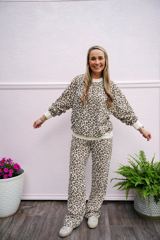 Brown Leopard Sweatshirt & Pant Set - Southern Belle Boutique