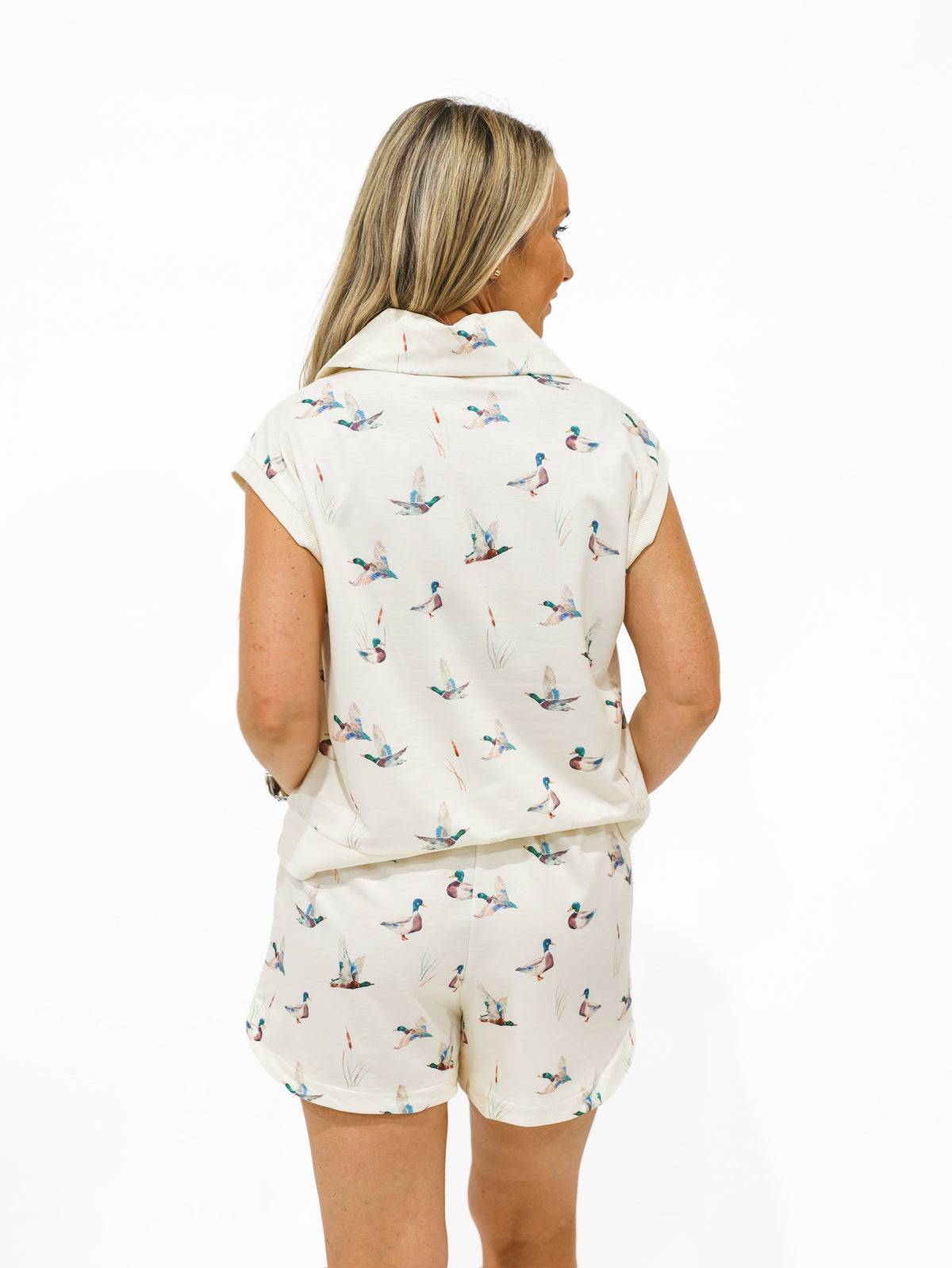 Duck Print Cuff Sleeve Short Set