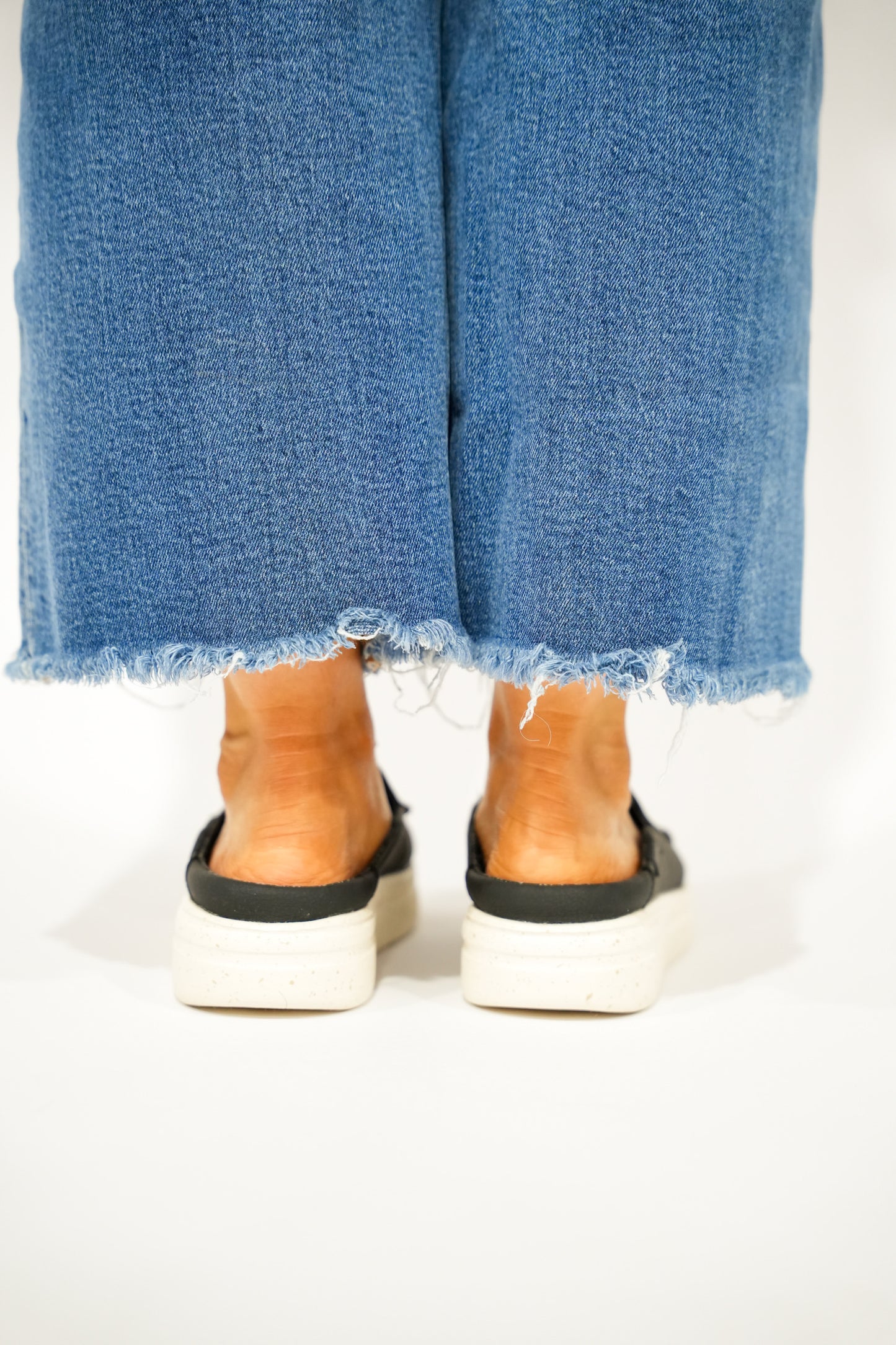Aspen Slip Classic - Black - Southern Belle Boutique