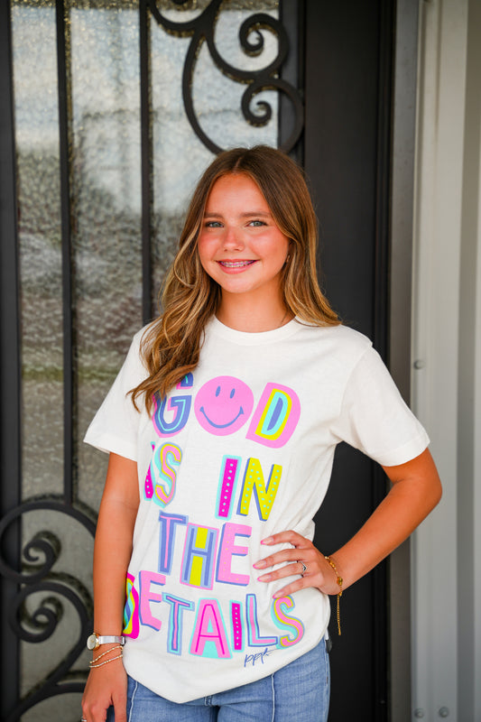 God is in the Details Tee - Southern Belle Boutique