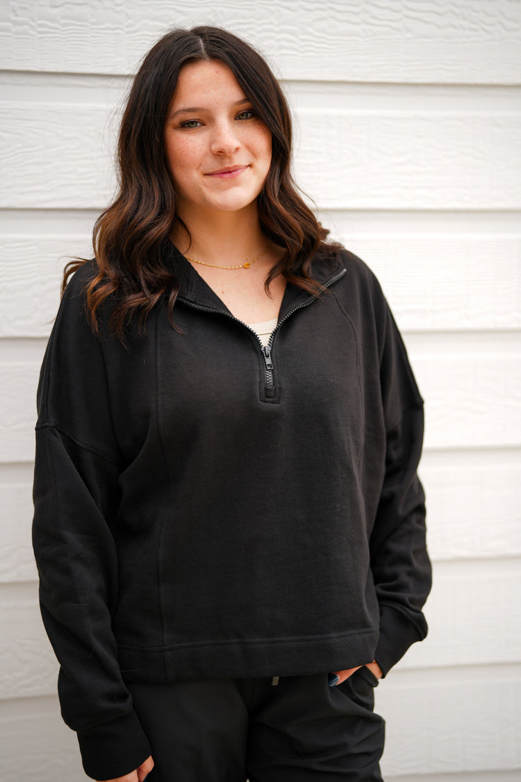 Plush Half-Zip Fleece Pullover - Black