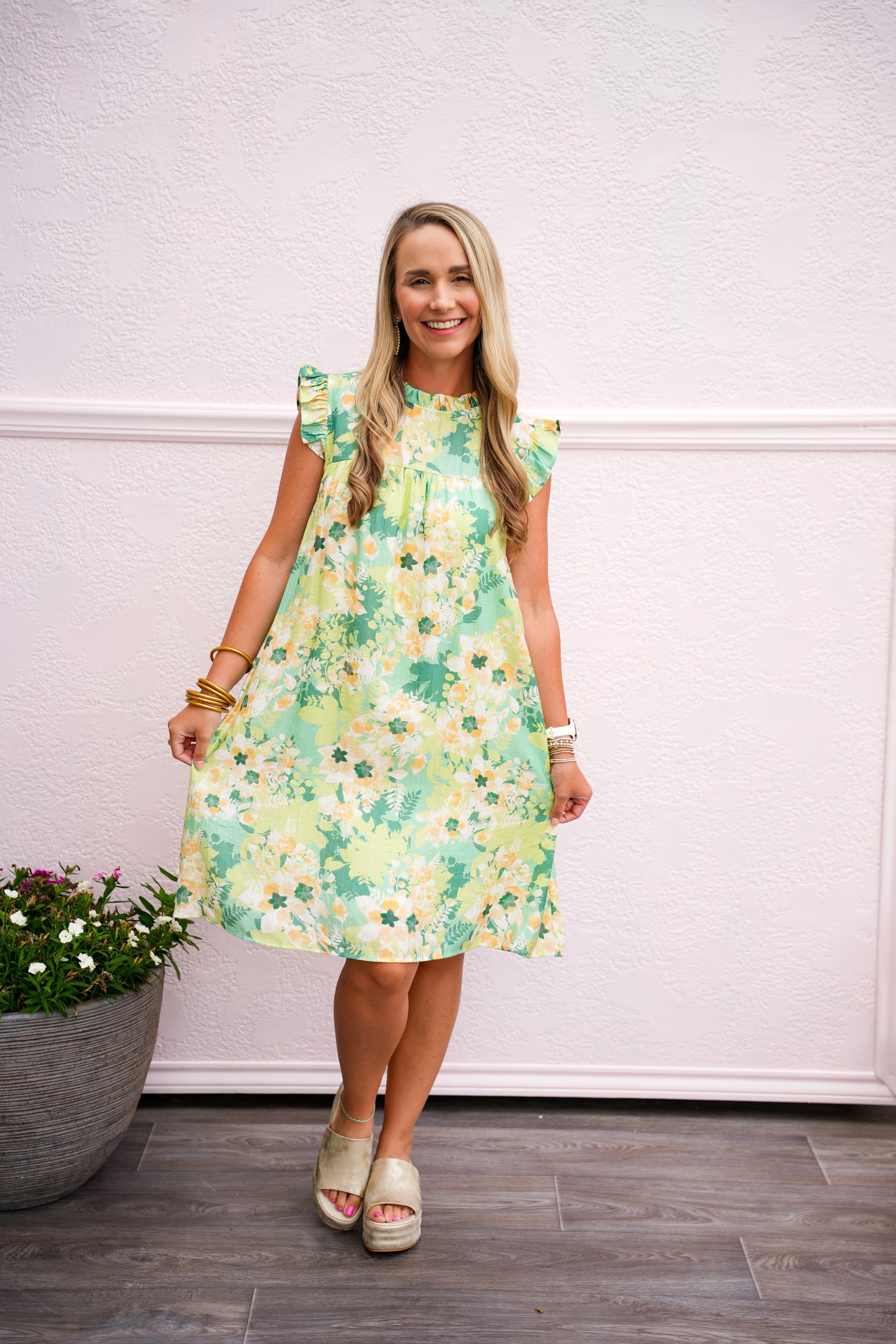 Sage Floral Babydoll Dress L Sage Floral Babydoll Dress L