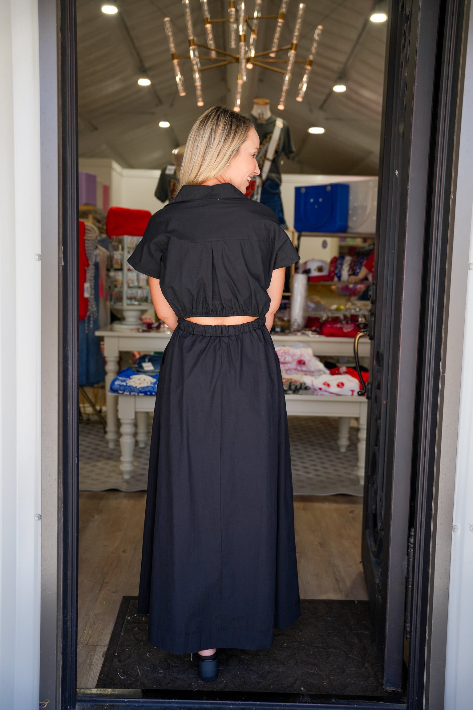 black midi dress with open back All Things Golden - The Luxe Rib Low Back Midi Dress - Black