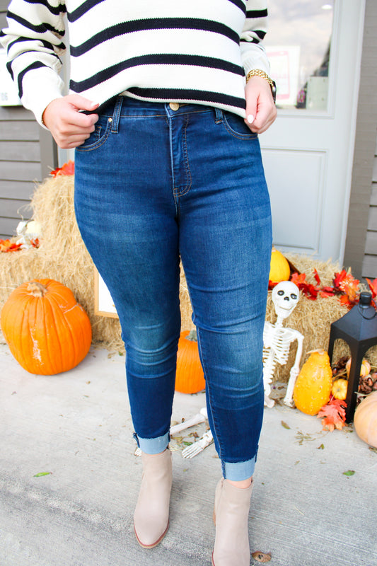 Connie High Rise Skinny Raw Hem- Smash - Southern Belle Boutique