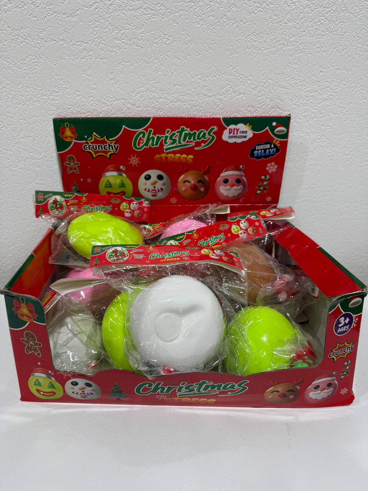 Christmas Crunchy Squishy - you make face!