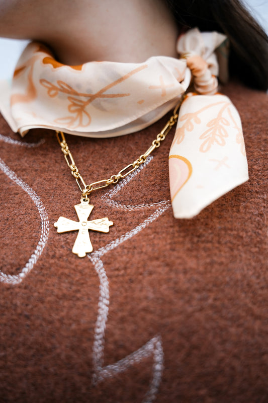 Caden Gold Western Cross Necklace - Southern Belle Boutique