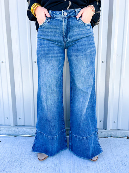 Goldie Mid Rise Super Flare Jean - Southern Belle Boutique