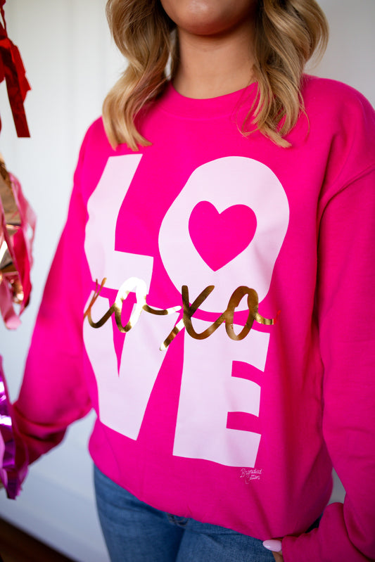 Love XOXO Sweatshirt - Southern Belle Boutique