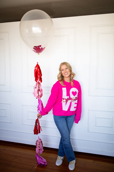 Love XOXO Sweatshirt - Southern Belle Boutique