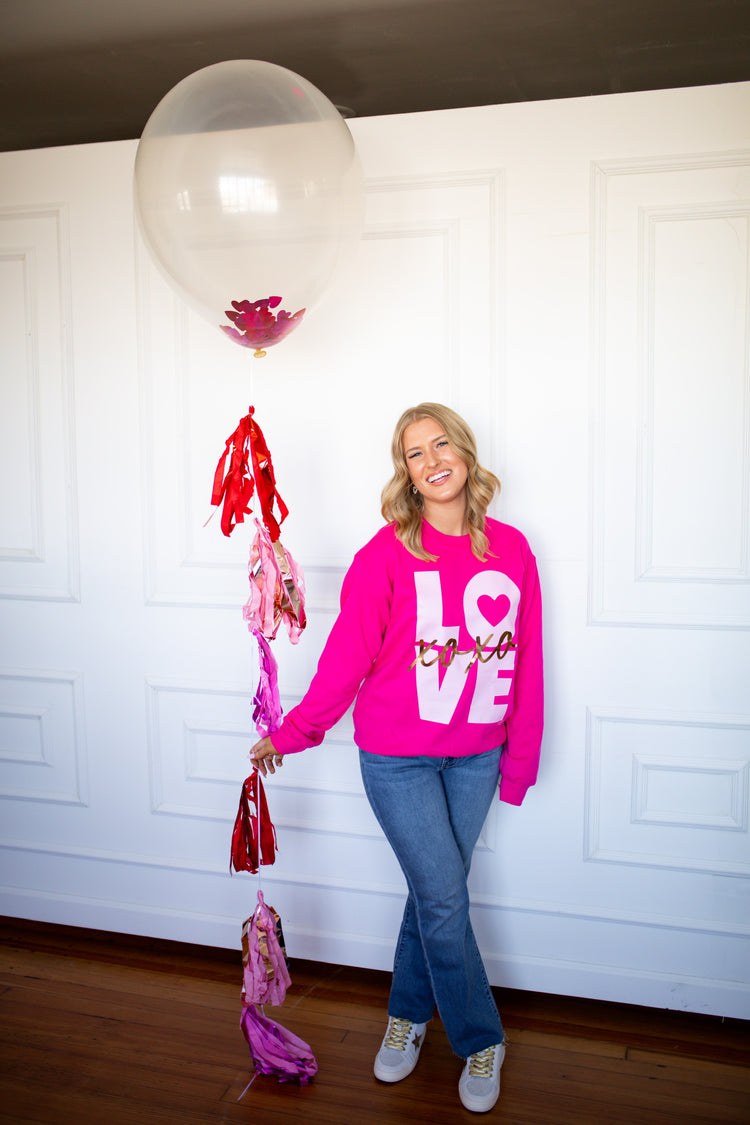 Love XOXO Sweatshirt - Southern Belle Boutique