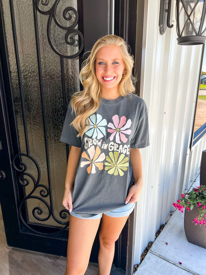 Growing in Grace Tee - Southern Belle Boutique