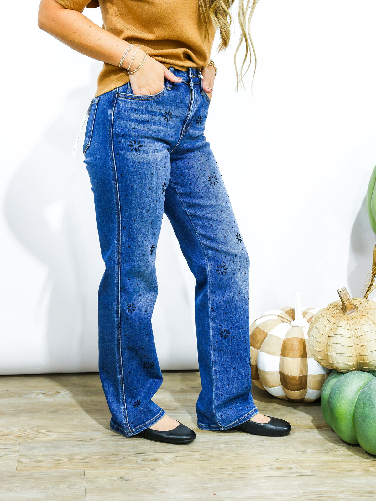 Rhinestone Detailed High Rise Jeans