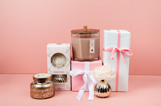 Holiday Large Decor Candle - Sweet Grace - Southern Belle Boutique