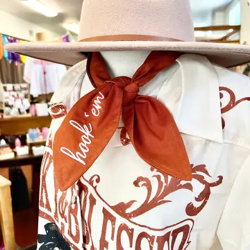 Hook'em Ascot Scarf