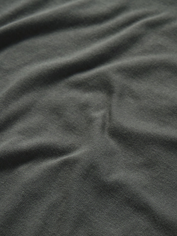 M's Essential drirelease® Crew - Raven