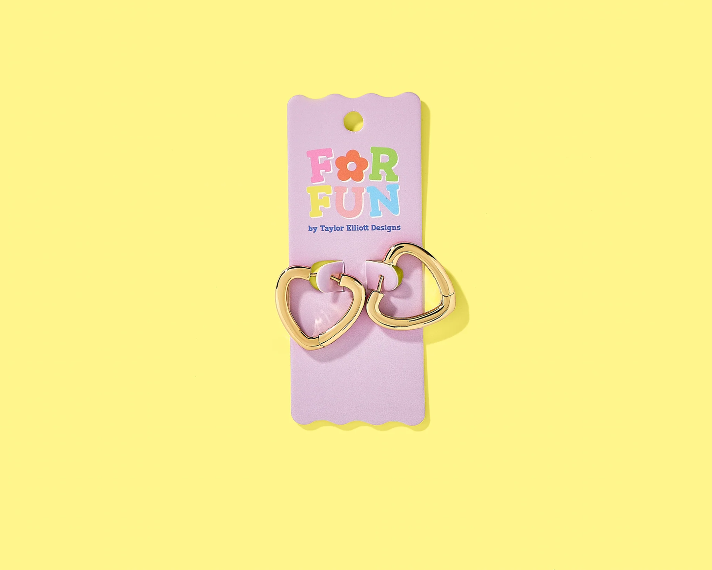 Gigi Heart Huggie Earrings - Pink