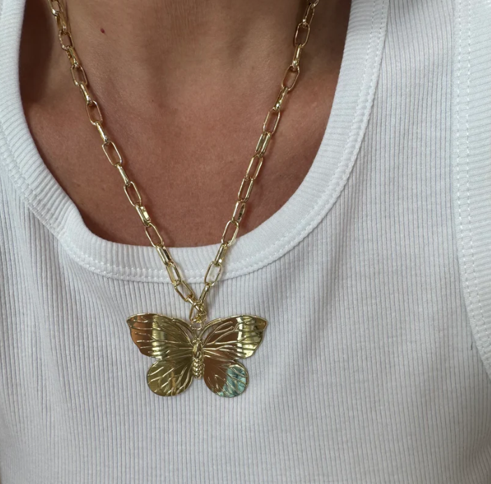 Wings of Grace Chain Necklace - Southern Belle Boutique