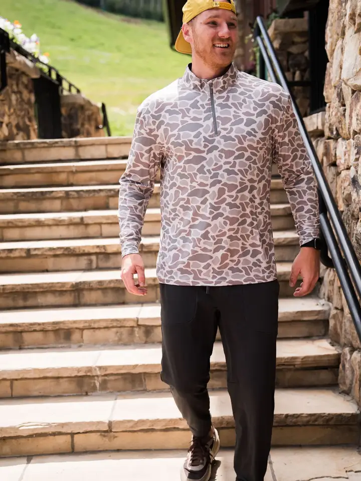 Performance Quarter Zip - Classic Deer Camo