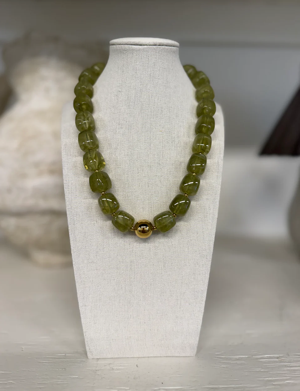 Chunky Beaded Necklace -