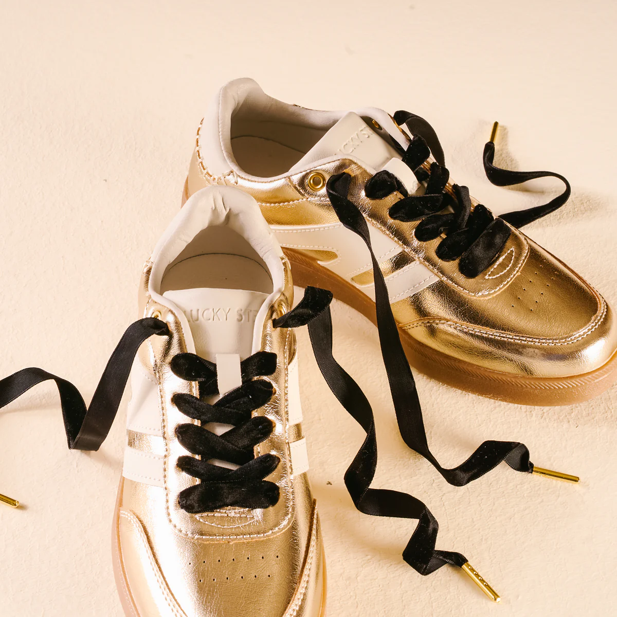 Step It Up Shoelaces - Velvet Black