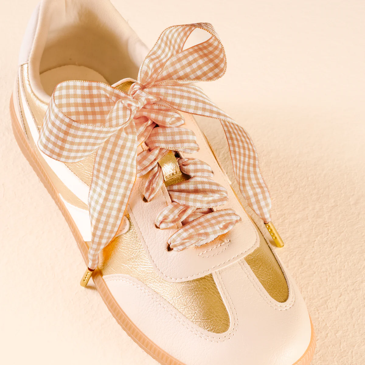 Step It Up Shoelaces - Tan Gingham
