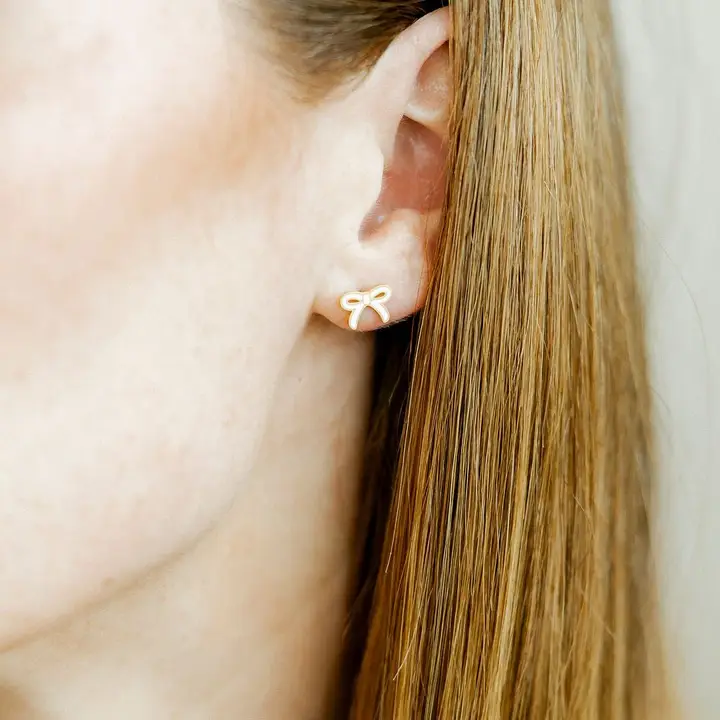 Screwback Stud Earrings - Sadie Bow White - Southern Belle Boutique