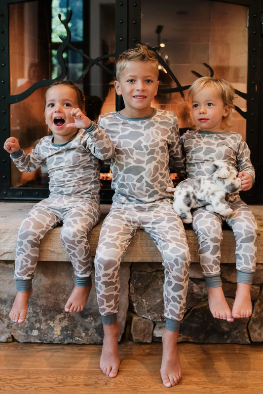Pajama Set Youth/Toddler - Classic Deer - Southern Belle Boutique