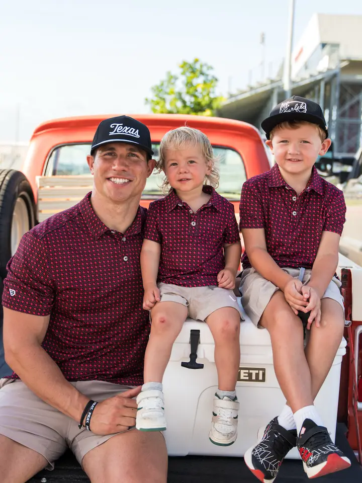 Performance Polo - Texas Red & Black