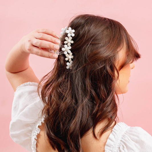 Serene Daisy Claw Clip
