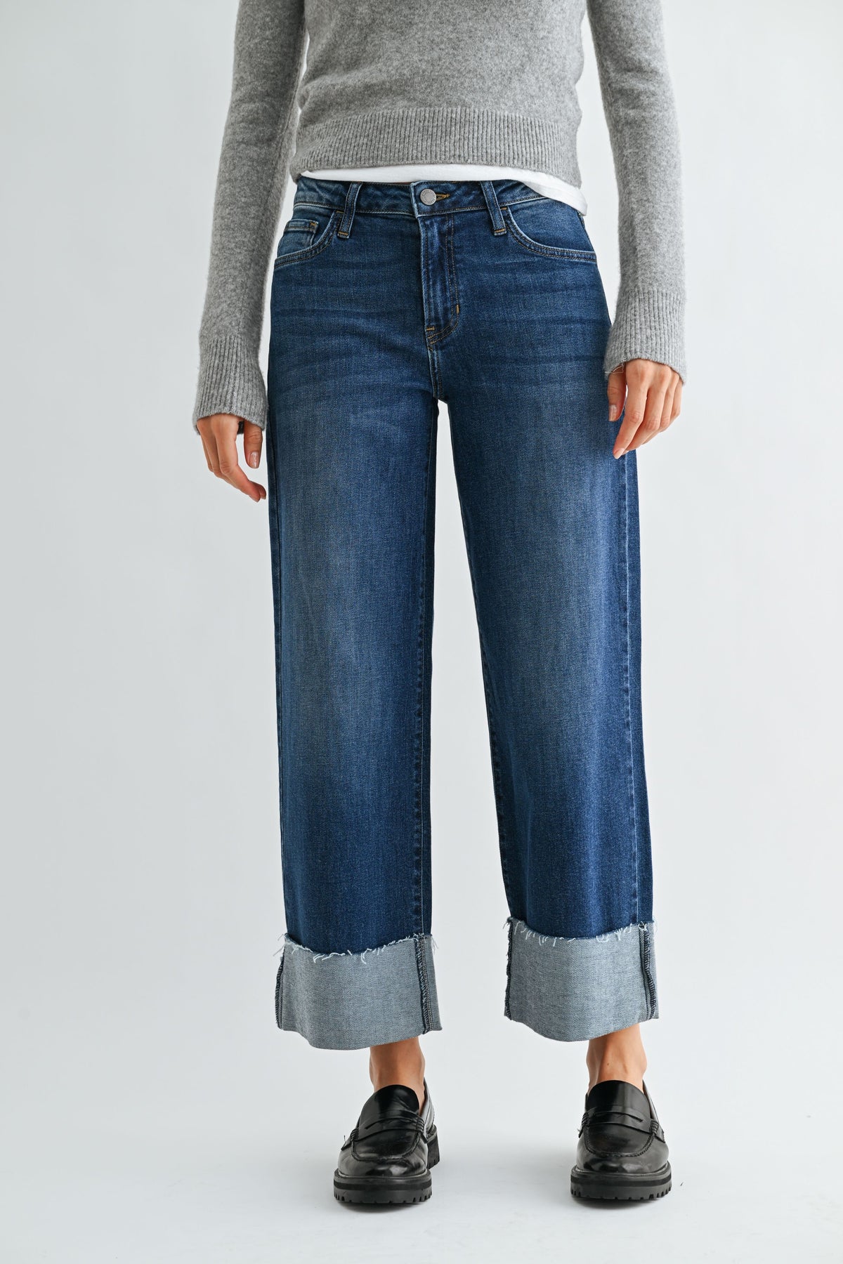 Scissor Cut Cuffed Slim Wide Jeans