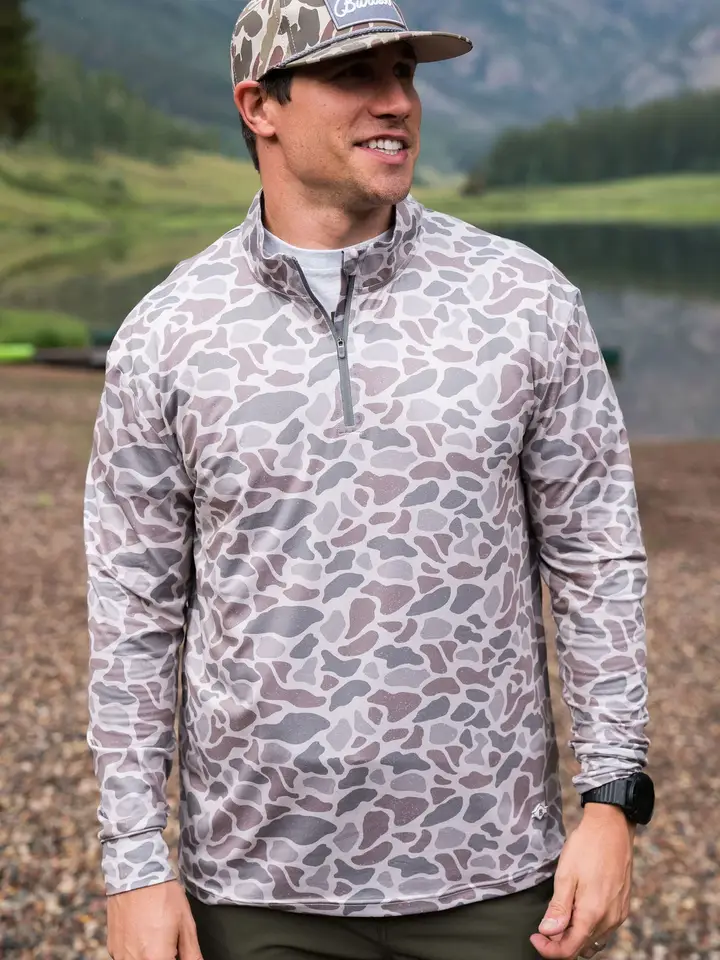 Performance Quarter Zip - Classic Deer Camo