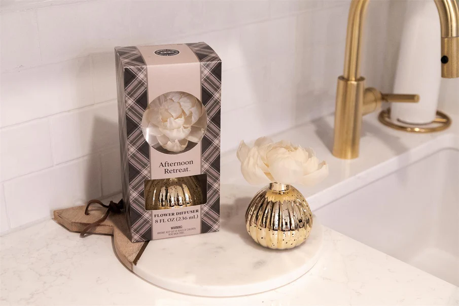 Southern Bell Diffusers Holiday Flower Diffuser - Afternoon Retreat – Southern Belle Boutique