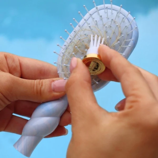 Mini Detangler Hair Brush for Medium Hair - Tide & True - Southern Belle Boutique
