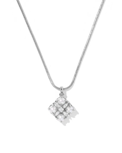 Dira Pearl Short Pendant Necklace - Silver Freshwater Cultured Pearl - Southern Belle Boutique
